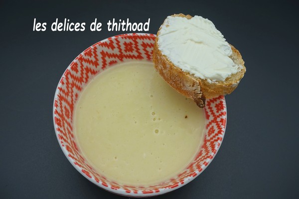potage poireaux, pomme de terre et St Môret (CMUM) | Les Délices de