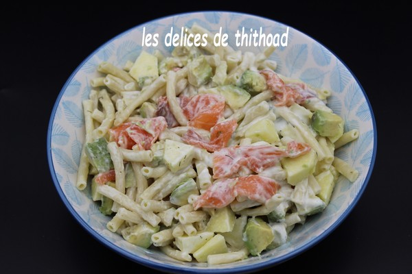 salade de pâtes au saumon fumé | Les Délices de Thithoad